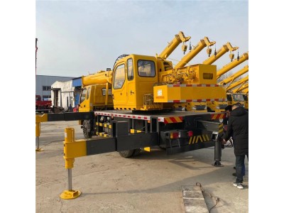厂家直销 16吨小型吊车 东风16吨吊车配置 双节支腿图2