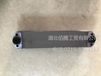 QSX15机油冷却器芯4965487矿用机械车发动机配件冷却器芯4965487图2