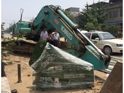 连港工兵破碎锤型号ZFB8L钎杆直径140毫米厂家直销图3