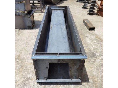 供应水沟槽模具 流水槽钢模具  u型排水槽模具 工程专用图2