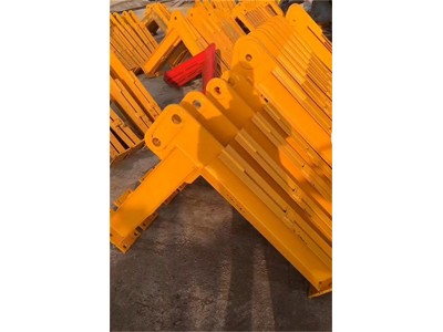 L68系列片式标准节预埋支腿 济南恒义建筑机械图4